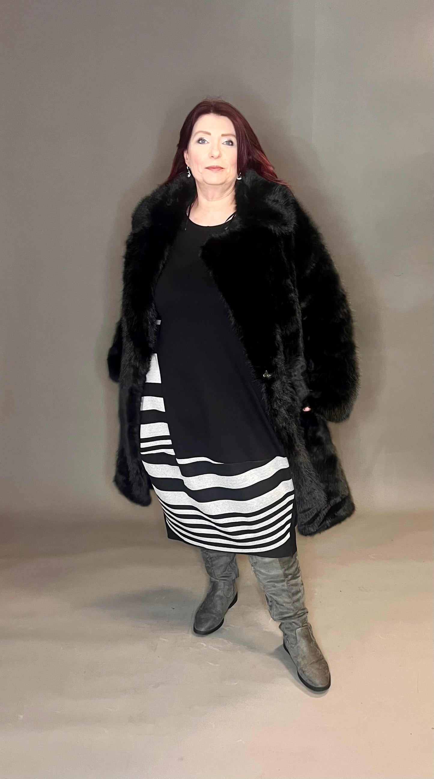 ID Clothing Long Fur Coat