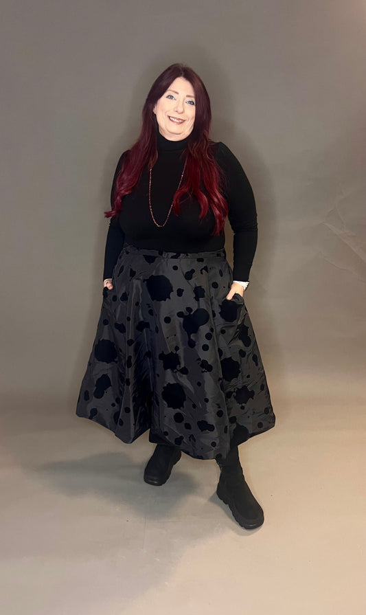 ID Clothing Patterned Tulip Hem Skirt