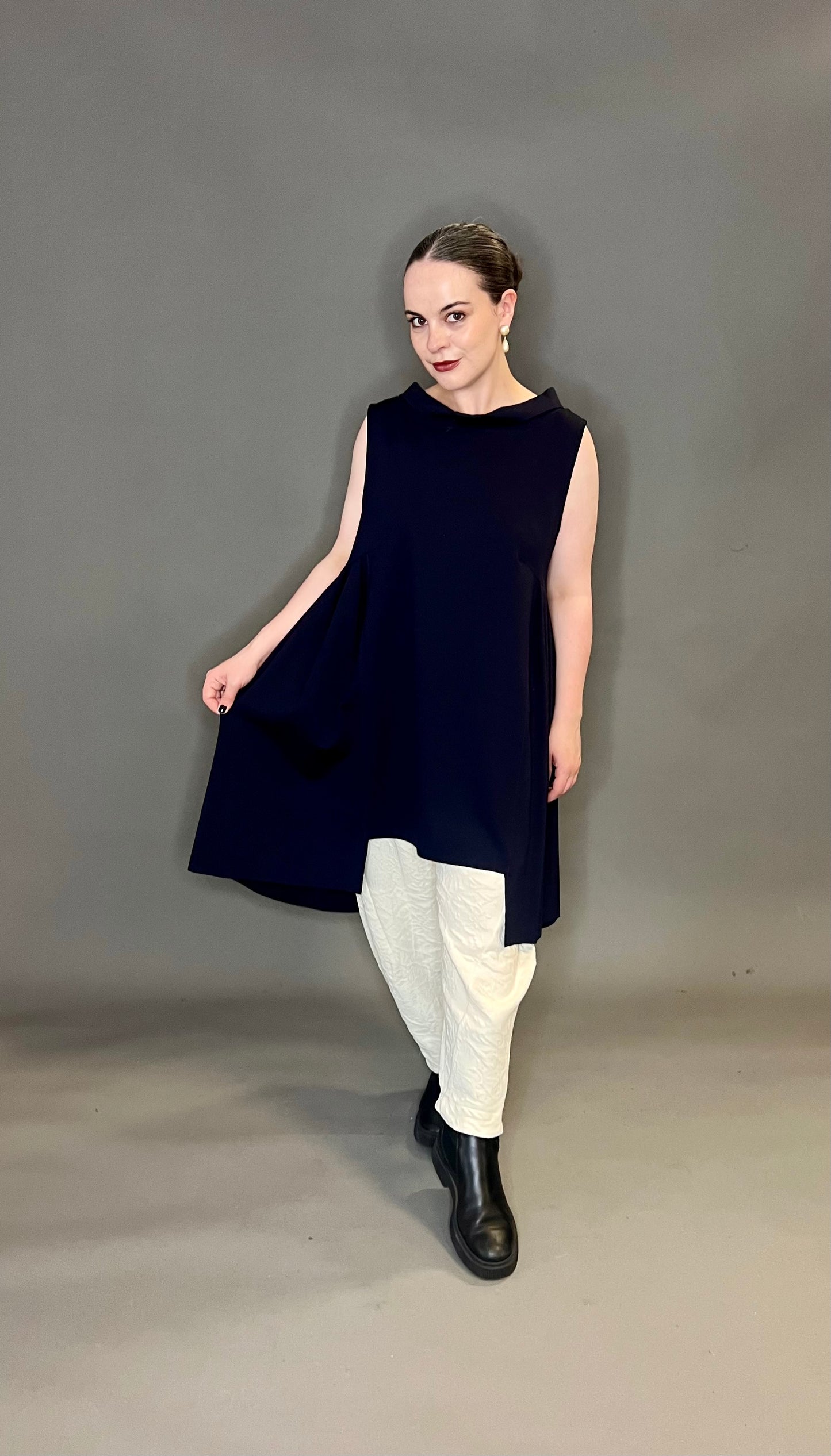 ID Clothing Boat Neck Vest
