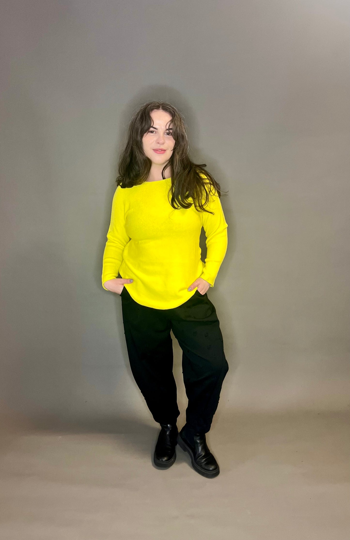 Made In Italy Round Neck Knit