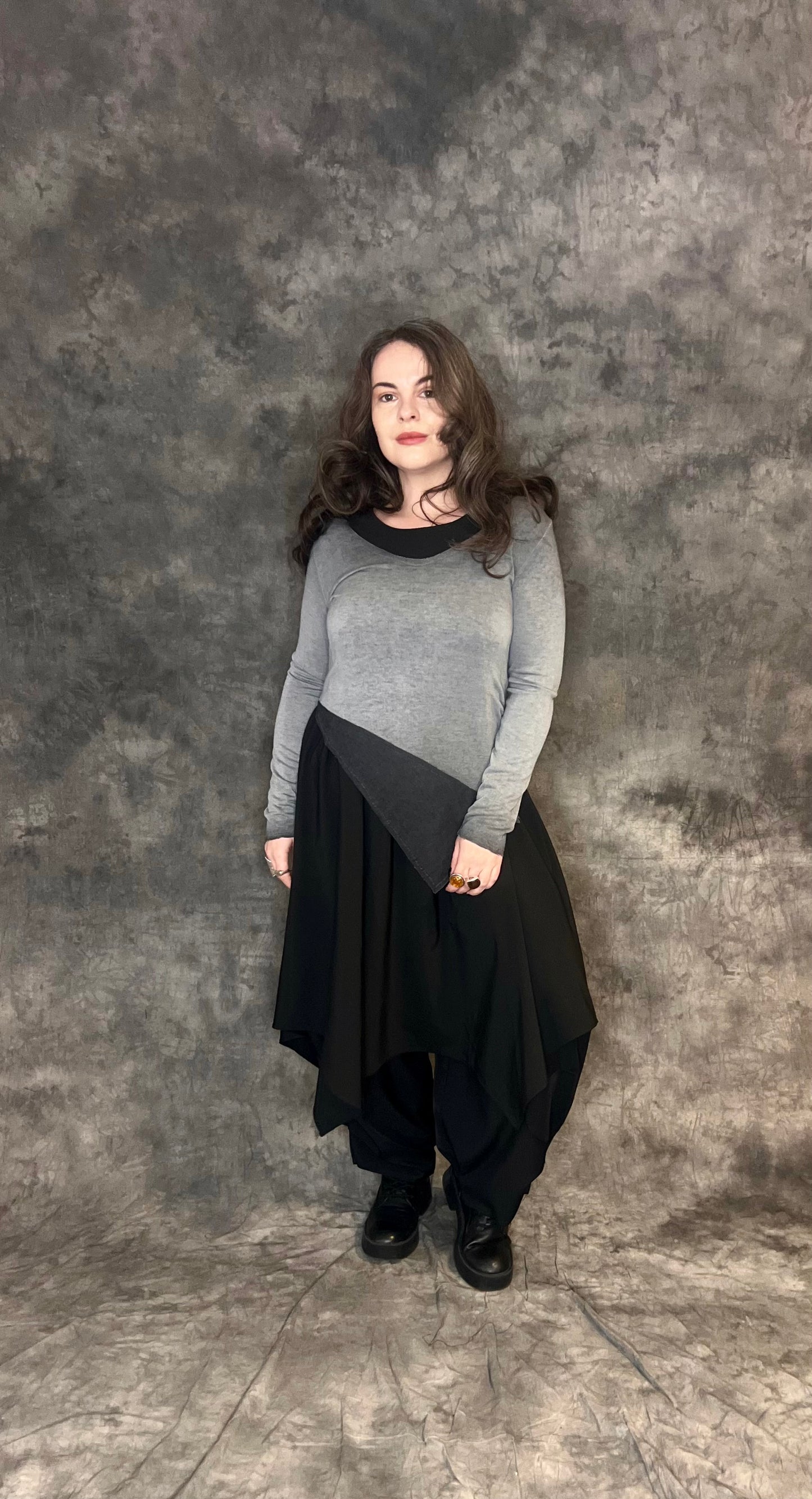 Provocation A-Symmetric Hem Fine Knit