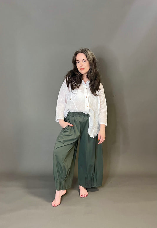 ID Clothing Wide Legged Pleated Trousers