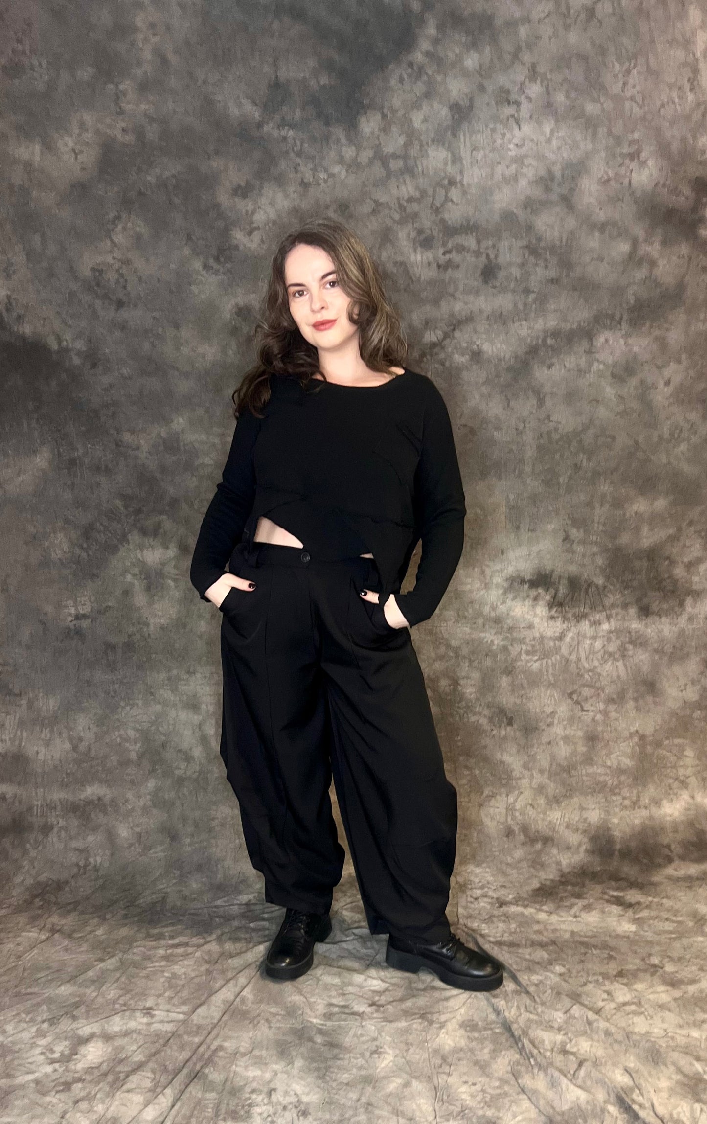 Provocation Uneven Hem Cropped Fine Knit (colour options available)