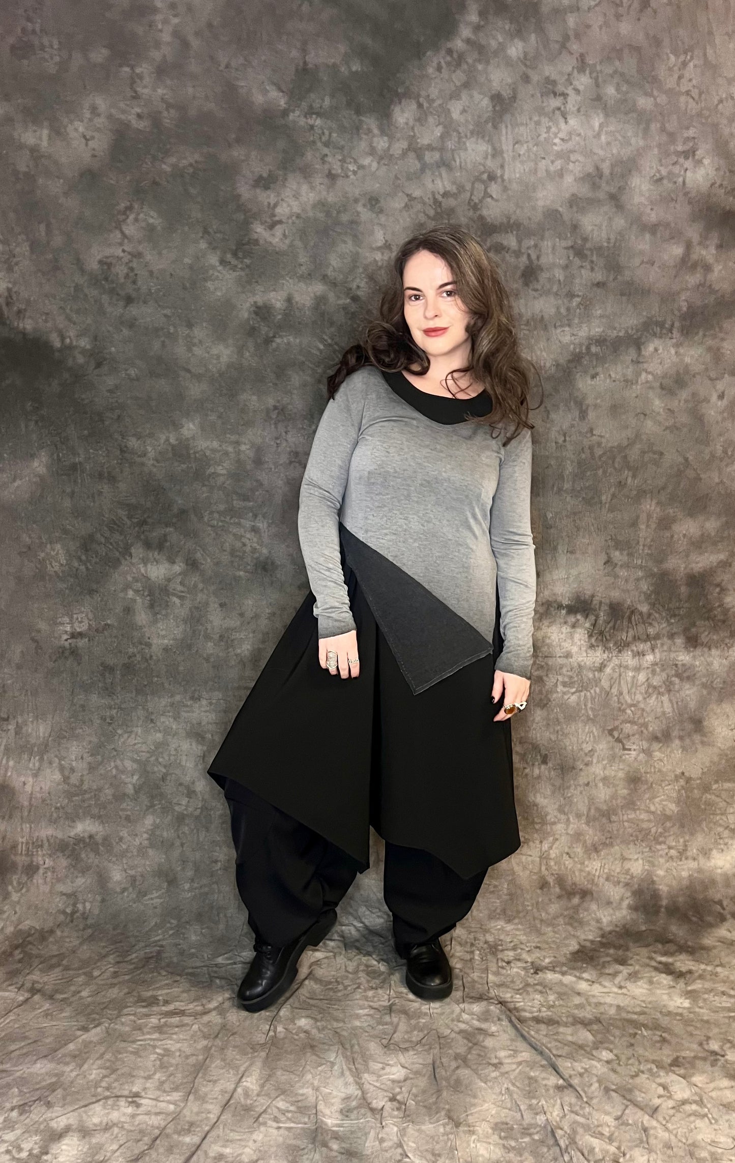 Provocation A-Symmetric Hem Fine Knit