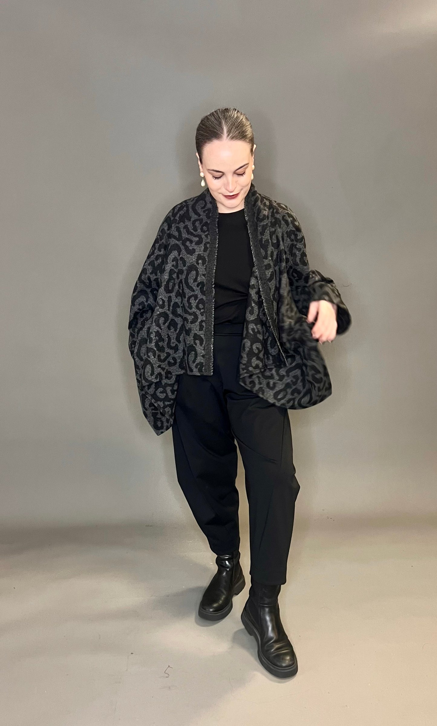 Terry Macey Tokyo Jacket in Grey Leopard Print