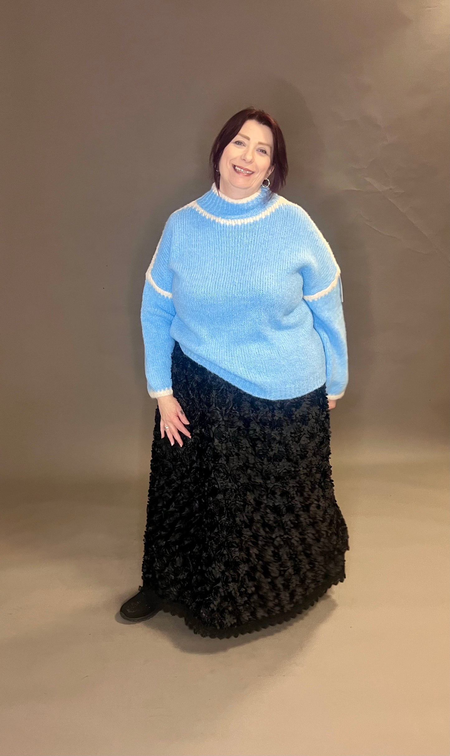 Made In Italy Blanket Stitch Chunky Knit (colour options available)